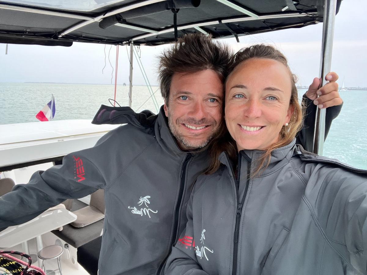 Una familia recorre más de 4.000 kilómetros por el Atlántico en vela rumbo al Caribe.