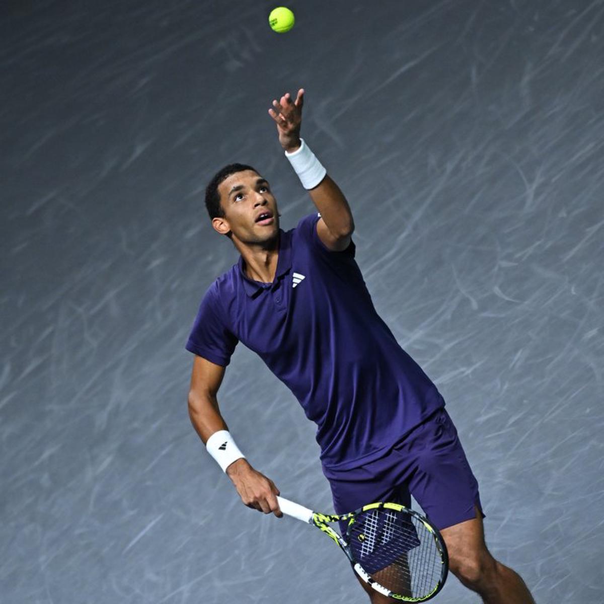 Auger-Aliassime es el primer finalista del Masters 1000 de París.
