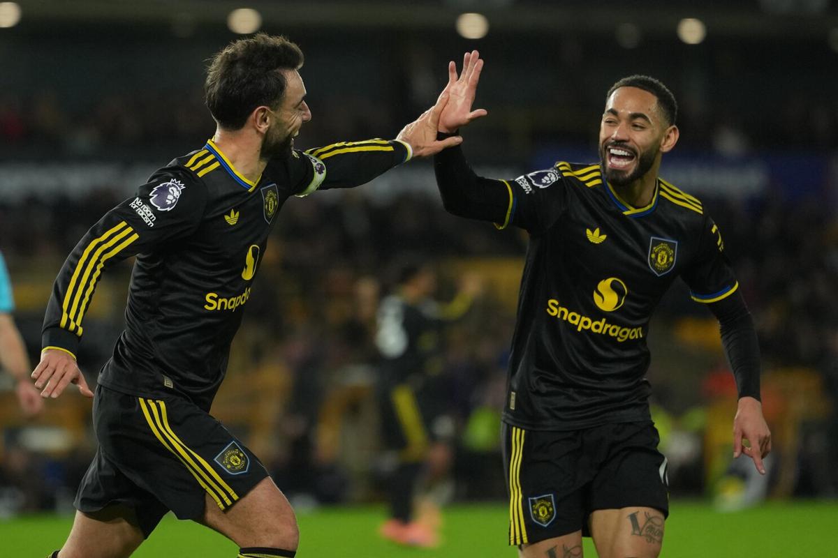 Bruno Fernandes firma doblete y Man United despacha 4-1 a Wolverhampton en la Premier