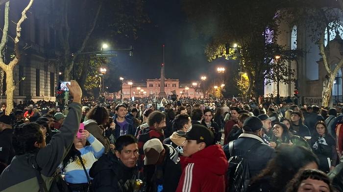 La Plaza de Mayo, el epicentro de la misa ricotera para despedir al Indio Solari