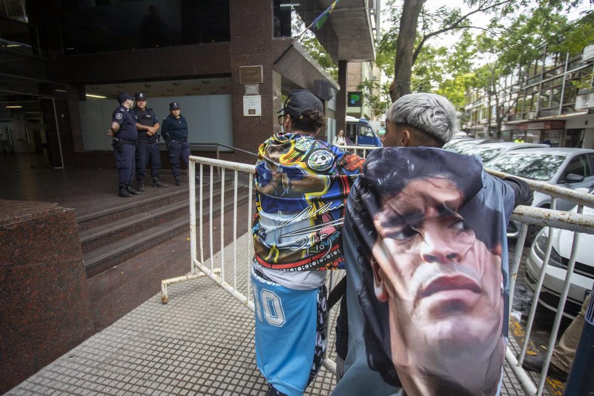 Un cardiólogo declarará este jueves en el juicio por la muerte de Diego Maradona