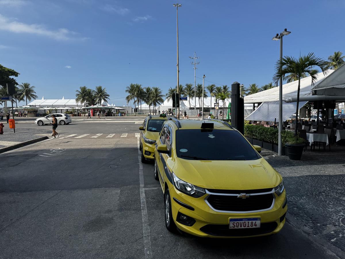 FOTO: Cómo es el funcionamiento de Uber y los taxis en Brasil. (Foto: Raúl Monti/Cadena 3)