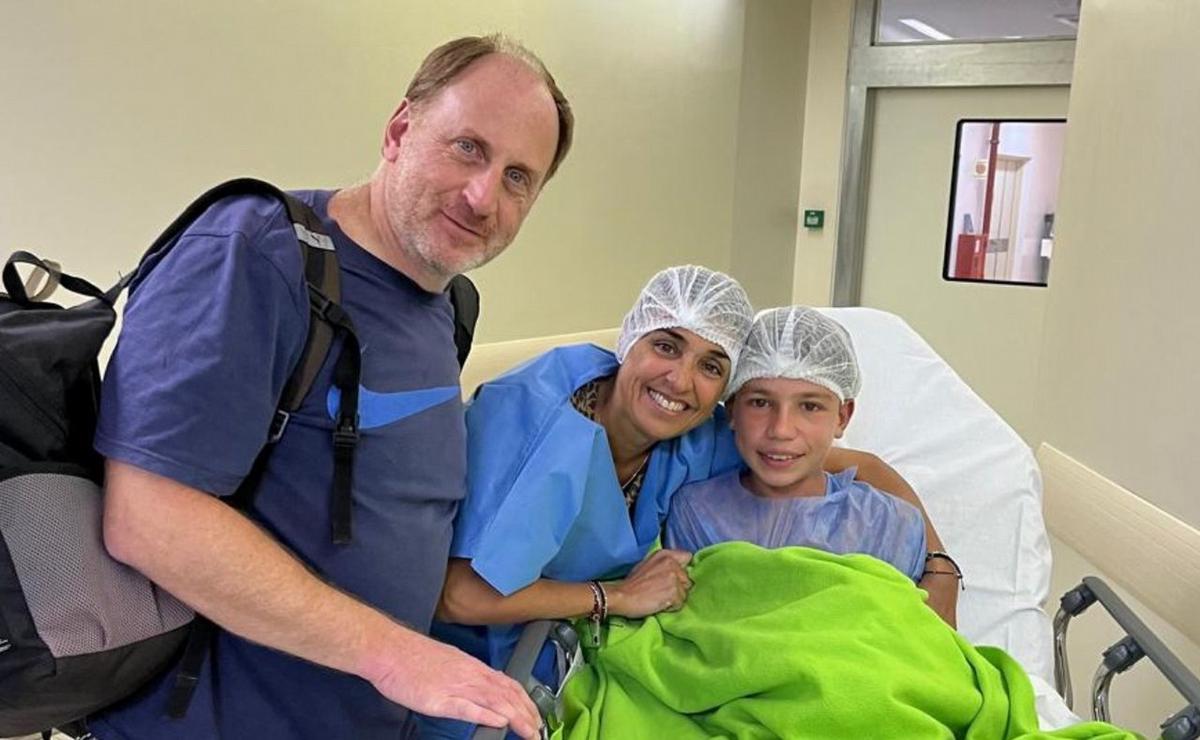 Facu y sus padres.