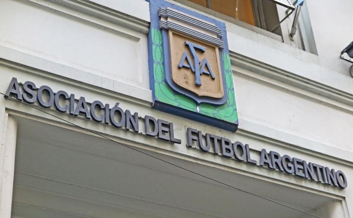 Gonzalo Bonadeo planteó que se podría "hacer una intervención" en AFA.