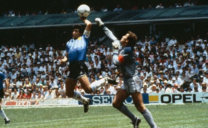 Una historia de clásicos frente a las falsas rivalidades futboleras