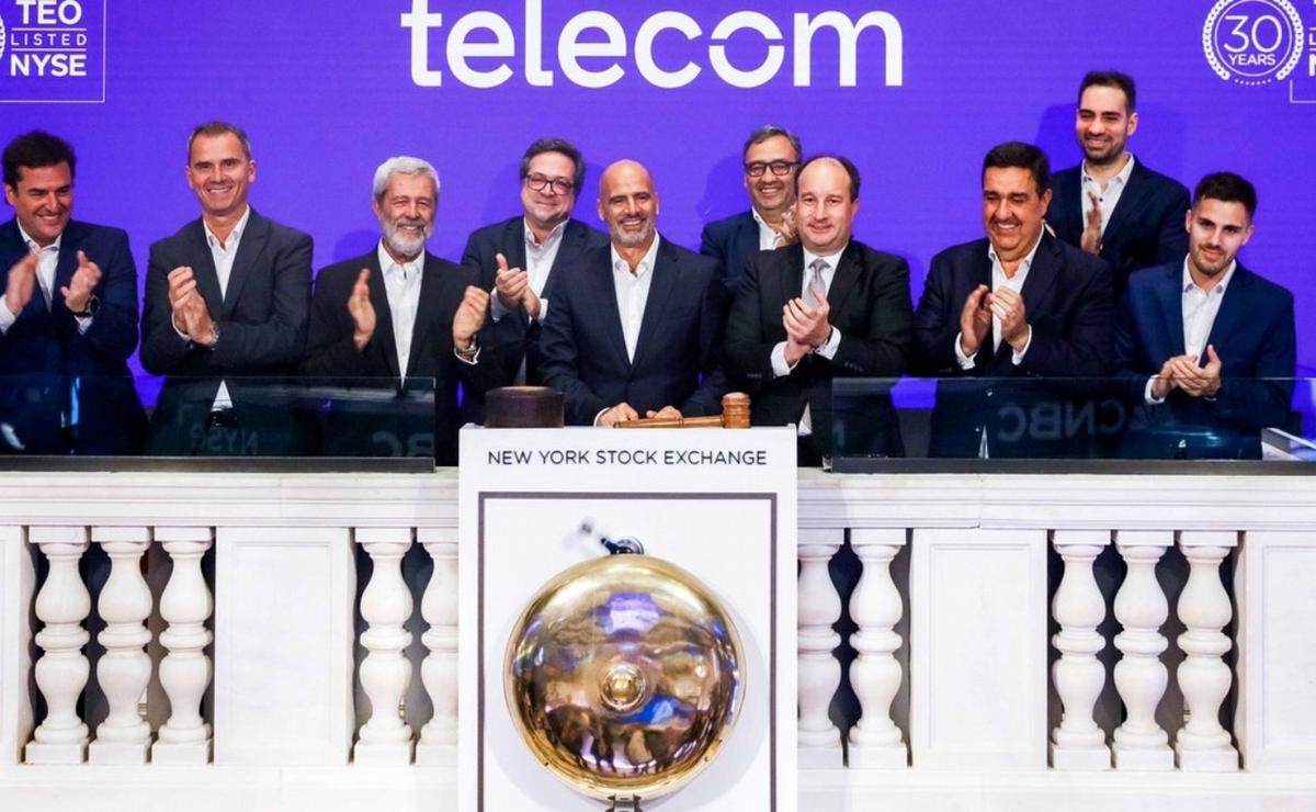 FOTO: Telecom Argentina celebra el 30° aniversario de cotizar en la Bolsa de Nueva York.