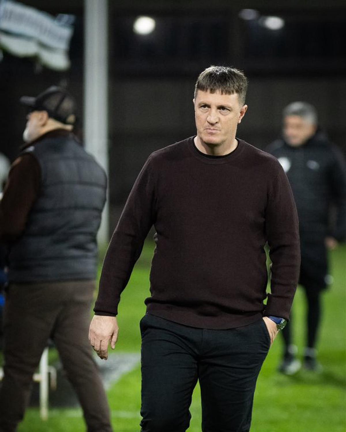Walter Zunino dejó de ser el entrenador de Platense.