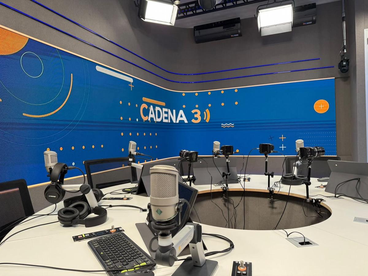 Cadena 3 presentó el nuevo estudio.