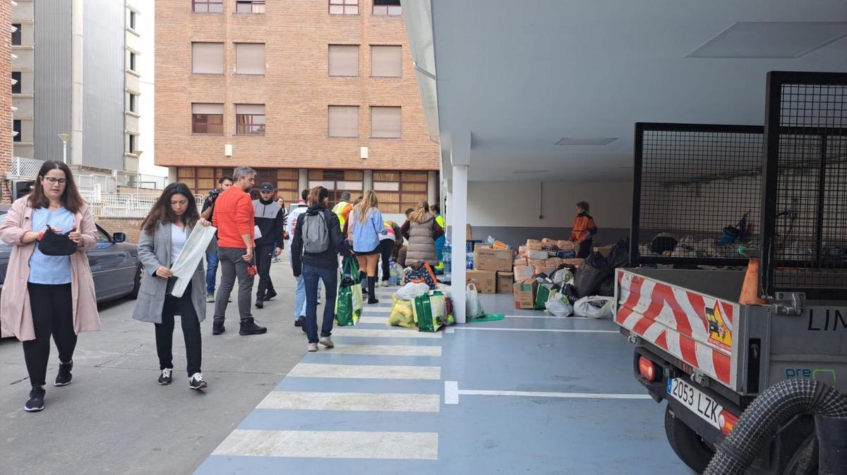 FOTO: La situación en Valencia es crítica, con el ejército patrullando las áreas afectadas 