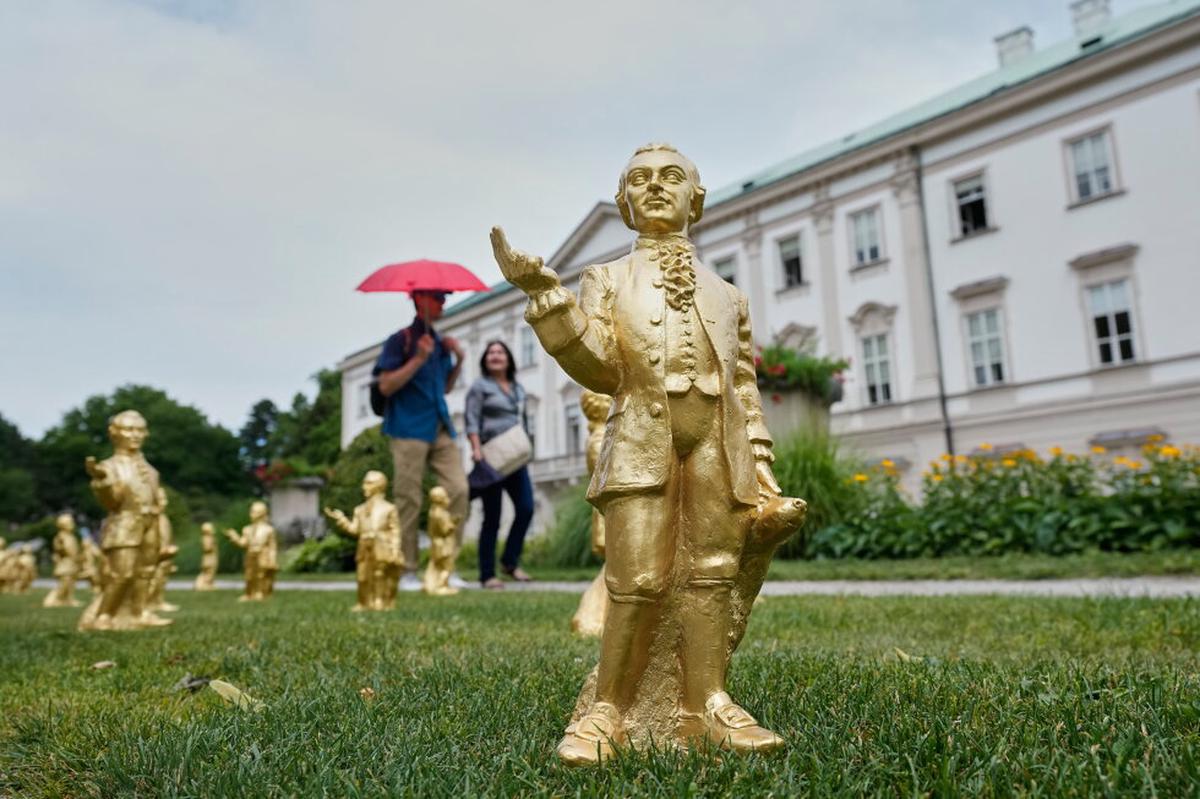 Robo del Mini Mozart empaña homenaje aniversario; ladrones se llevan 210 estatuillas