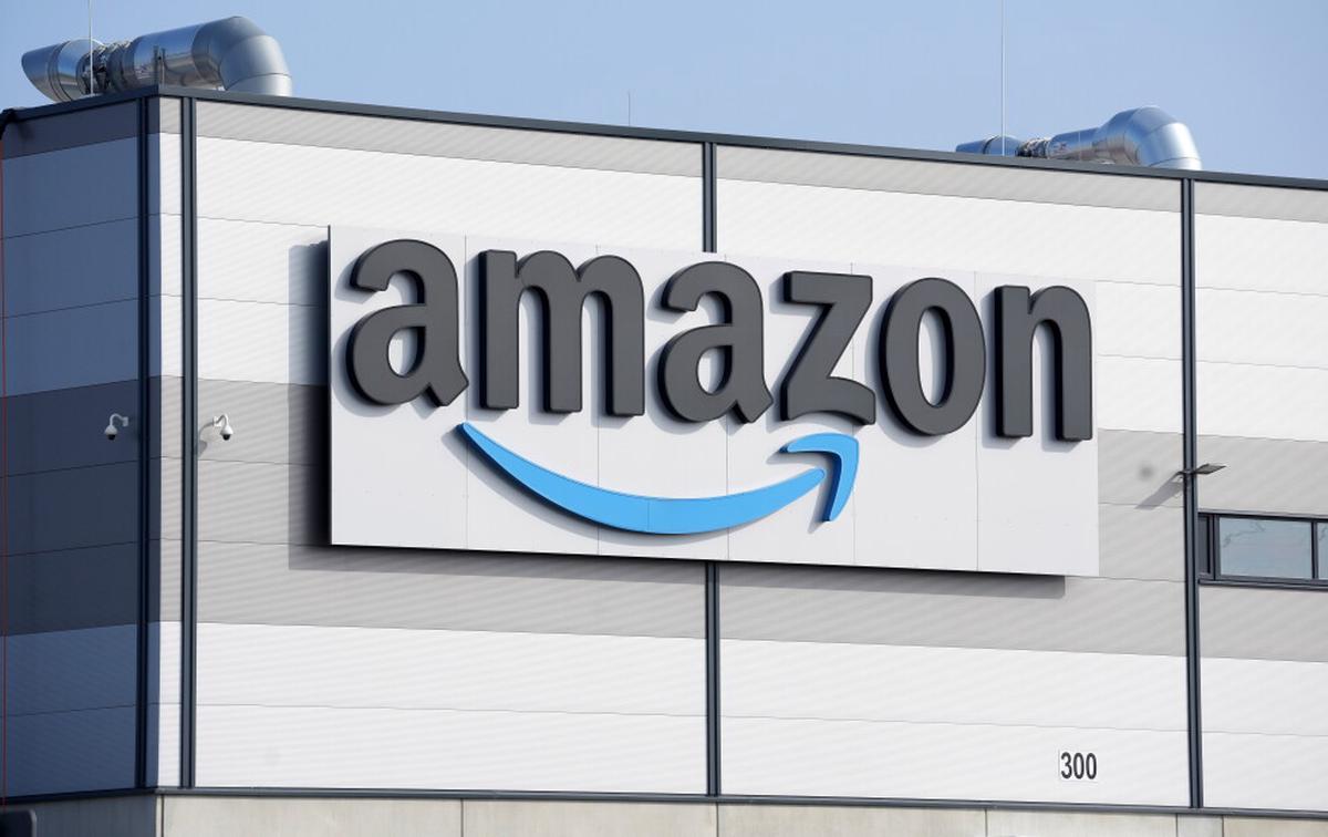 Amazon ampliará a 500 ciudades de EEUU el reparto de paquetes ligeros con drones