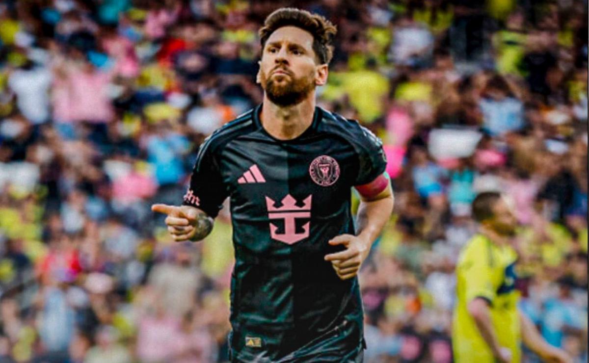 Lionel Messi festeja uno de sus tres tantos ante Nashville.