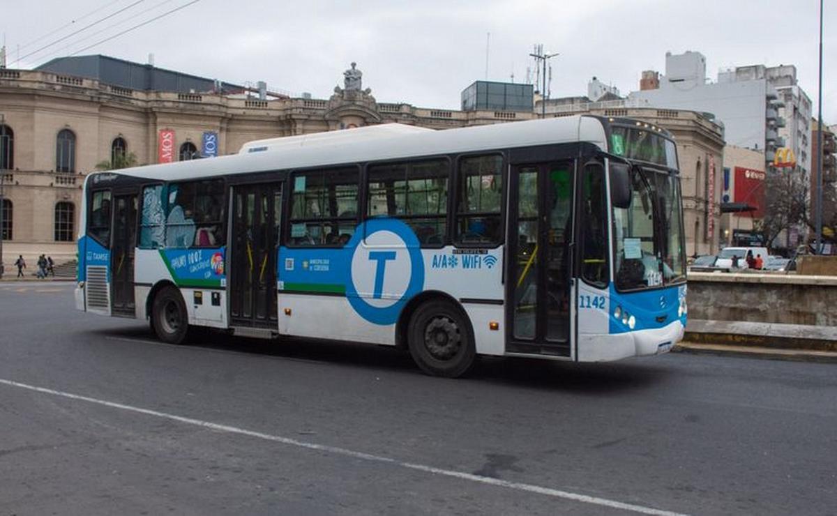 FOTO: Transporte público: la calidad del servicio es deficiente