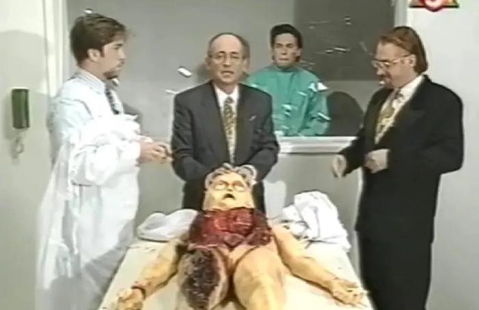 Chiche Gelblung y la recreación de la autopsia de un extraterrestre que sorprendió a todos