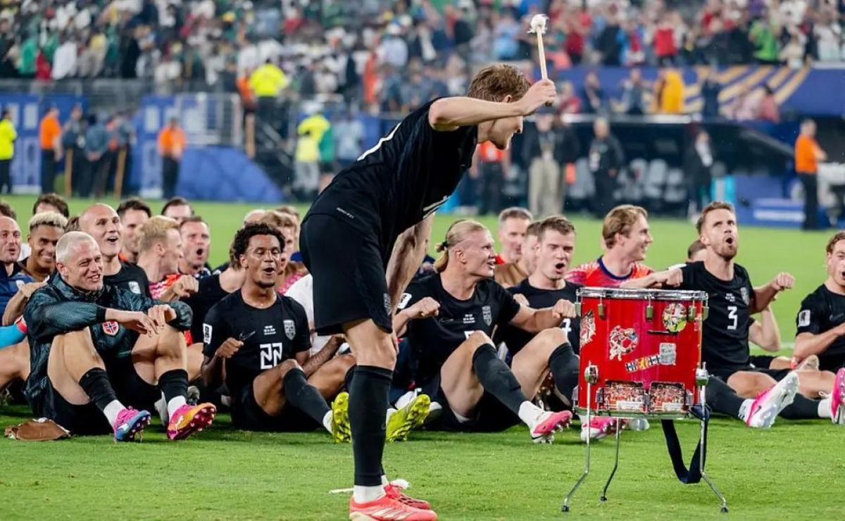 Festejo Vikingo tras el triunfo de Noruega.