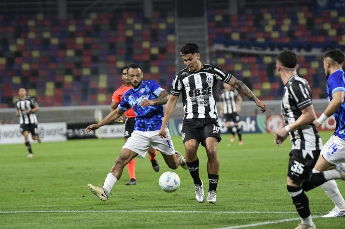 Cómo ver en vivo Cerro Largo vs Central Córdoba por la Copa Sudamericana - Noticias - Cadena Heat