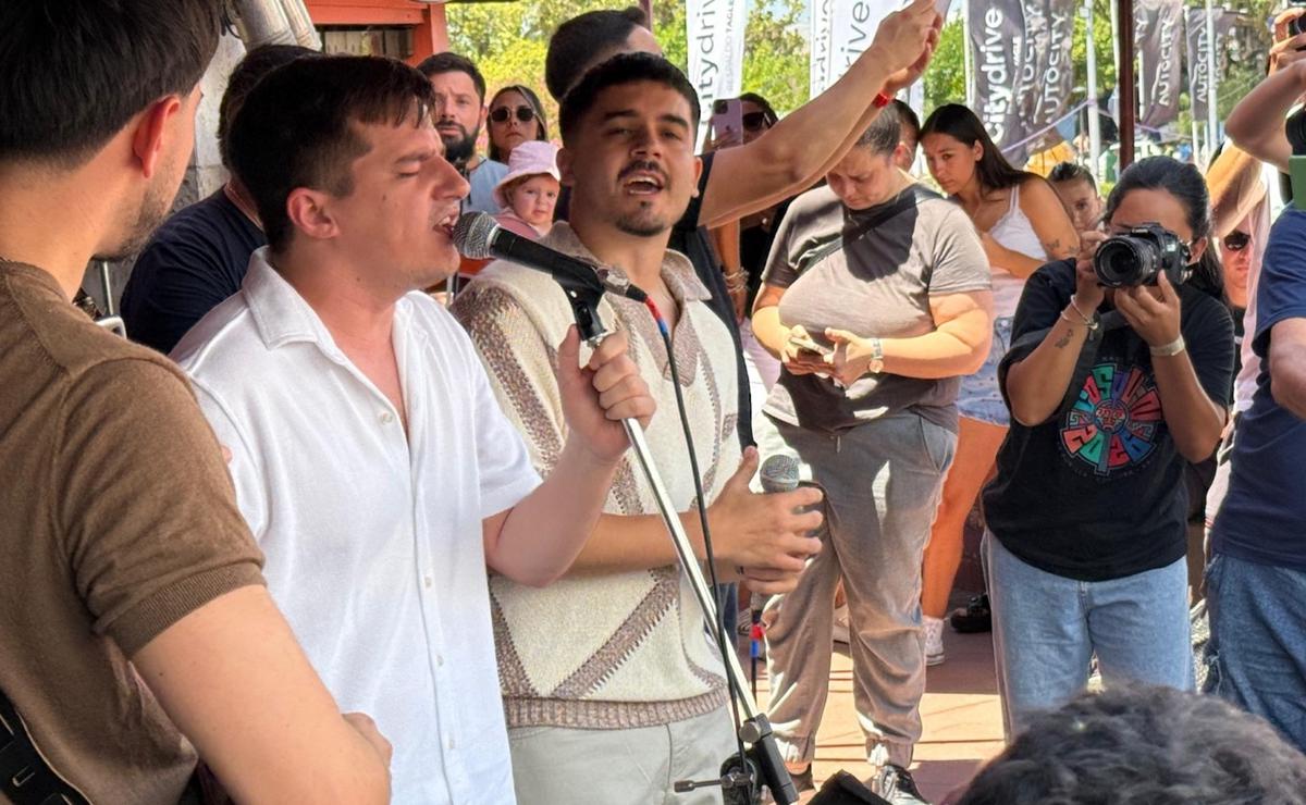 Campedrinos y Nahuel Pennisi en la Peña de la Munich.