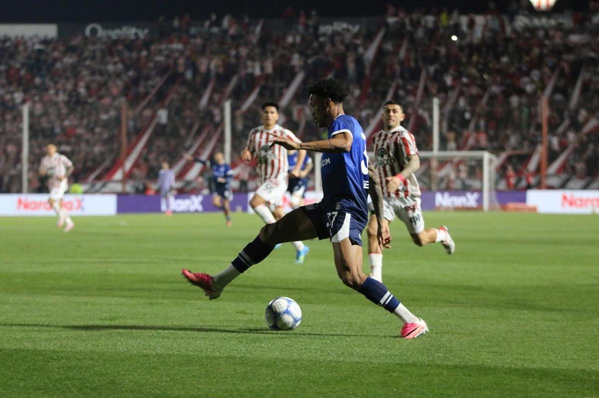 Instituto y Talleres animan un nuevo clásico en Alta Córdoba. (Foto: Daniel Cáceres/C3)