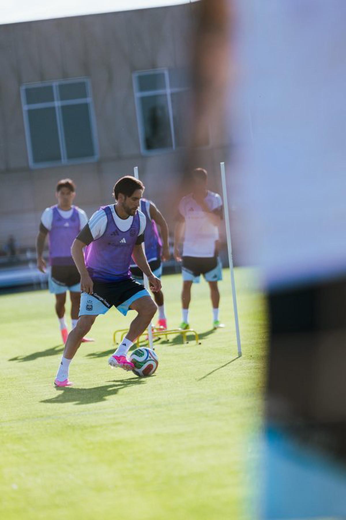 Tagliafico se entrena a la par del grupo