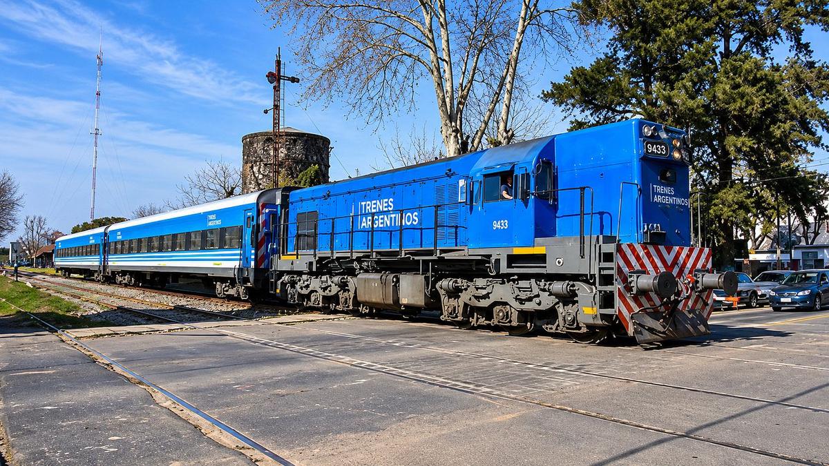 Demoras en el Tren Mitre: un servicio cancelado genera malestar entre los pasajeros