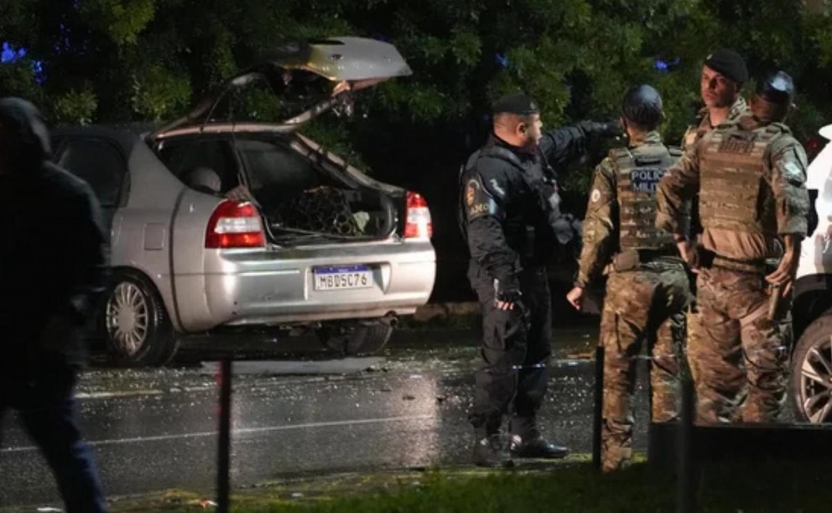 FOTO: Explosiones cerca del Tribunal Supremo de Brasil.