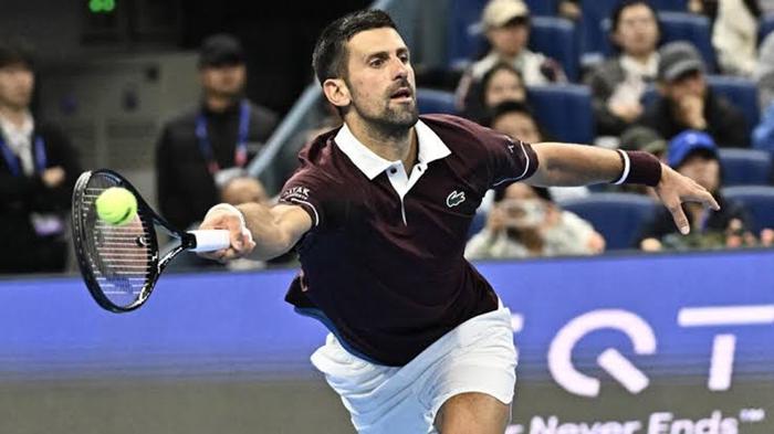 Djokovic superó a Bu y avanzó a cuartos en el ATP 500 de Pekín con una racha de 31 victorias