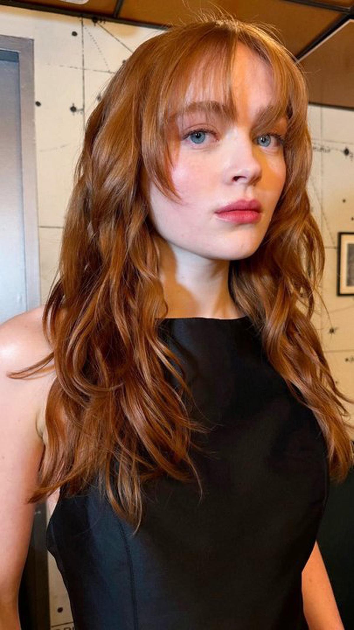 Sadie Sink y su nuevo look que marca tendencia.