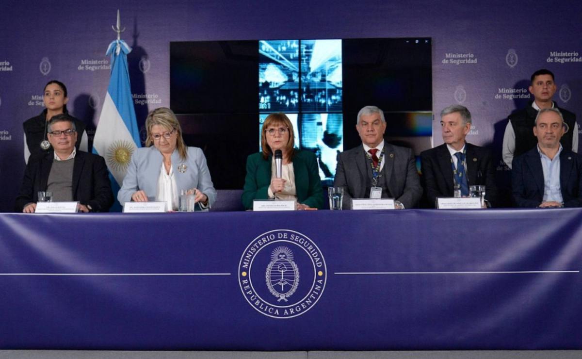 dc055e76-76ff-4b7a-bdcc-2e5f0a349b6e