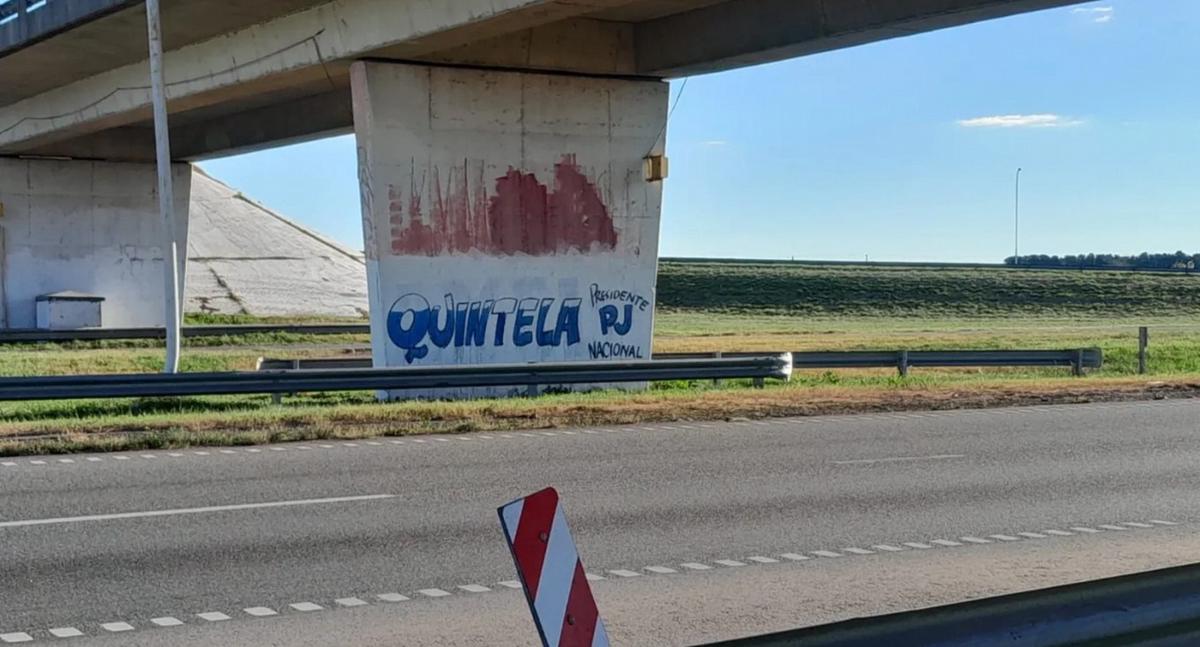 En Córdoba ya aparecieron pintadas con la candidatura de Quintela