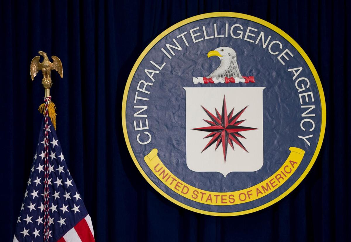 Exfuncionario de la CIA, acusado de robar millones de dólares en lingotes de oro al gobierno de EEUU