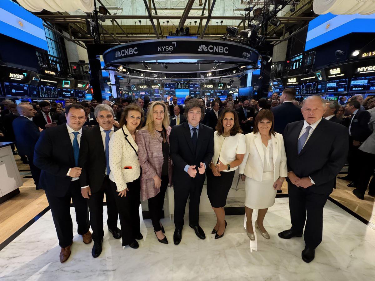 FOTO: Javier Milei tocó la campana en Wall Street.