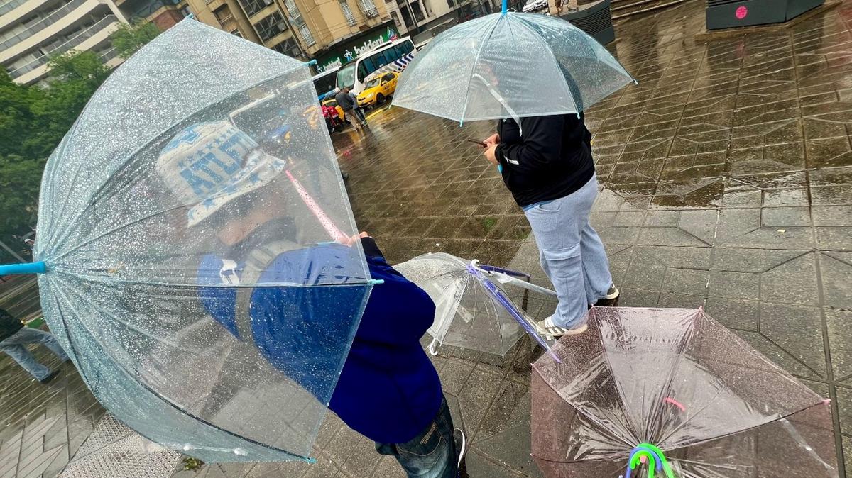 FOTO: Lluvia en Córdoba (Foto: Daniel Cáceres/Cadena 3)