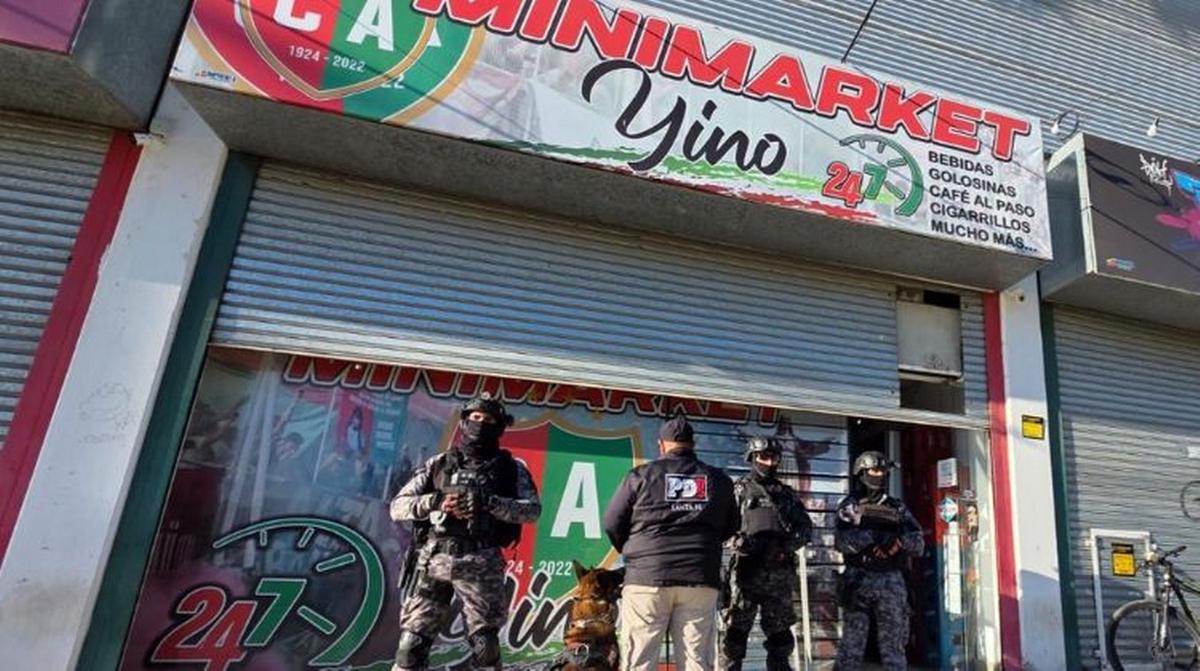 Megaoperativo en Villa Gobernador Gálvez y Piñero.