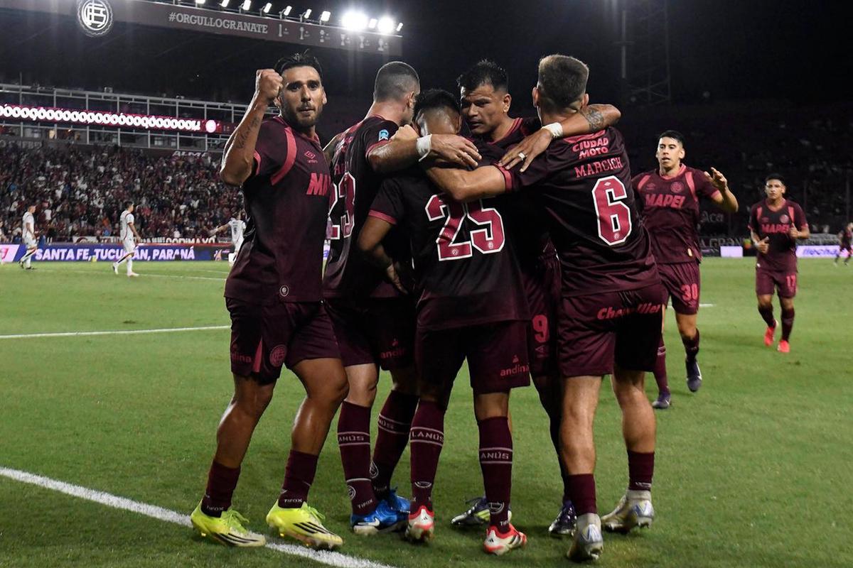 Lanús recibirá a Platense en el primer partido de la fecha.