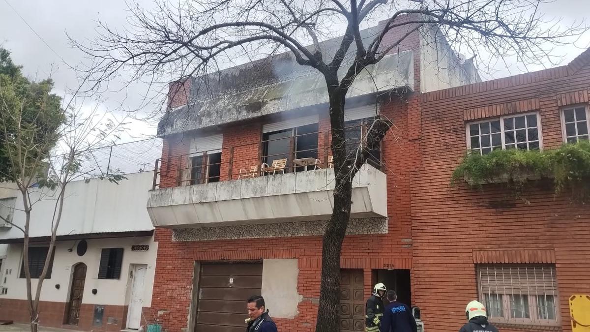 Incendio en Villa Santa Rita: fallece una jubilada ciega de 84 años en su hogar