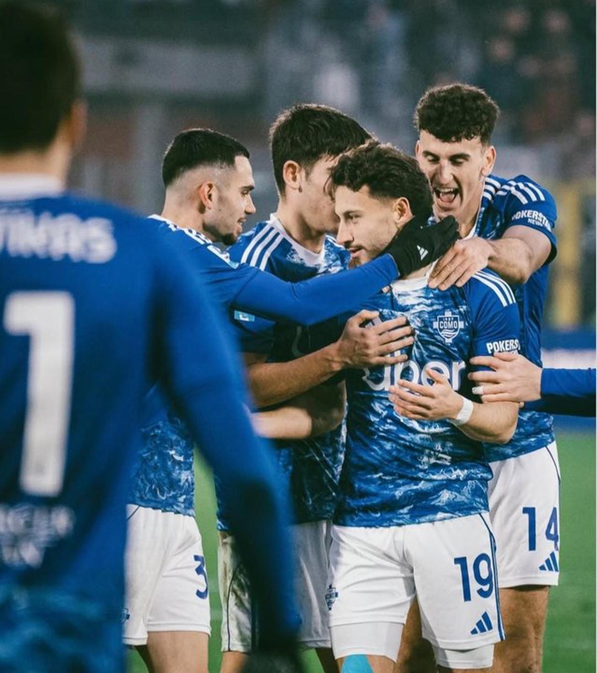 Serie A: Como aplastó a Torino con una goleada histórica