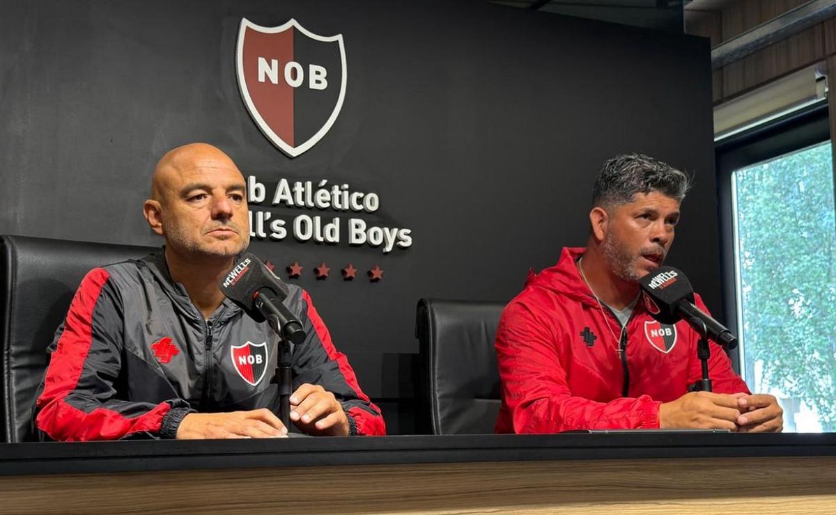 Favio Orsi y Sergio Gómez en conferencia de prensa.