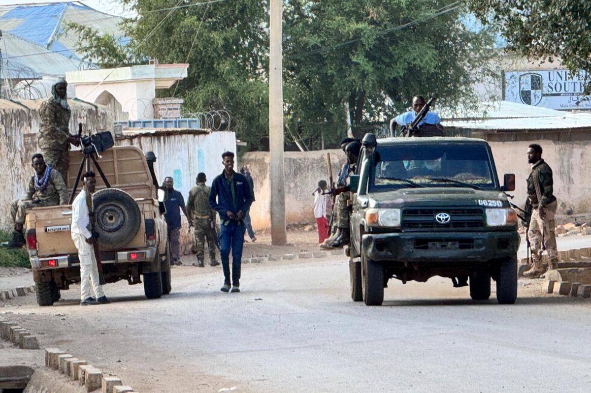 Se reanudan combates entre gobierno y milicias en suroeste de Somalia