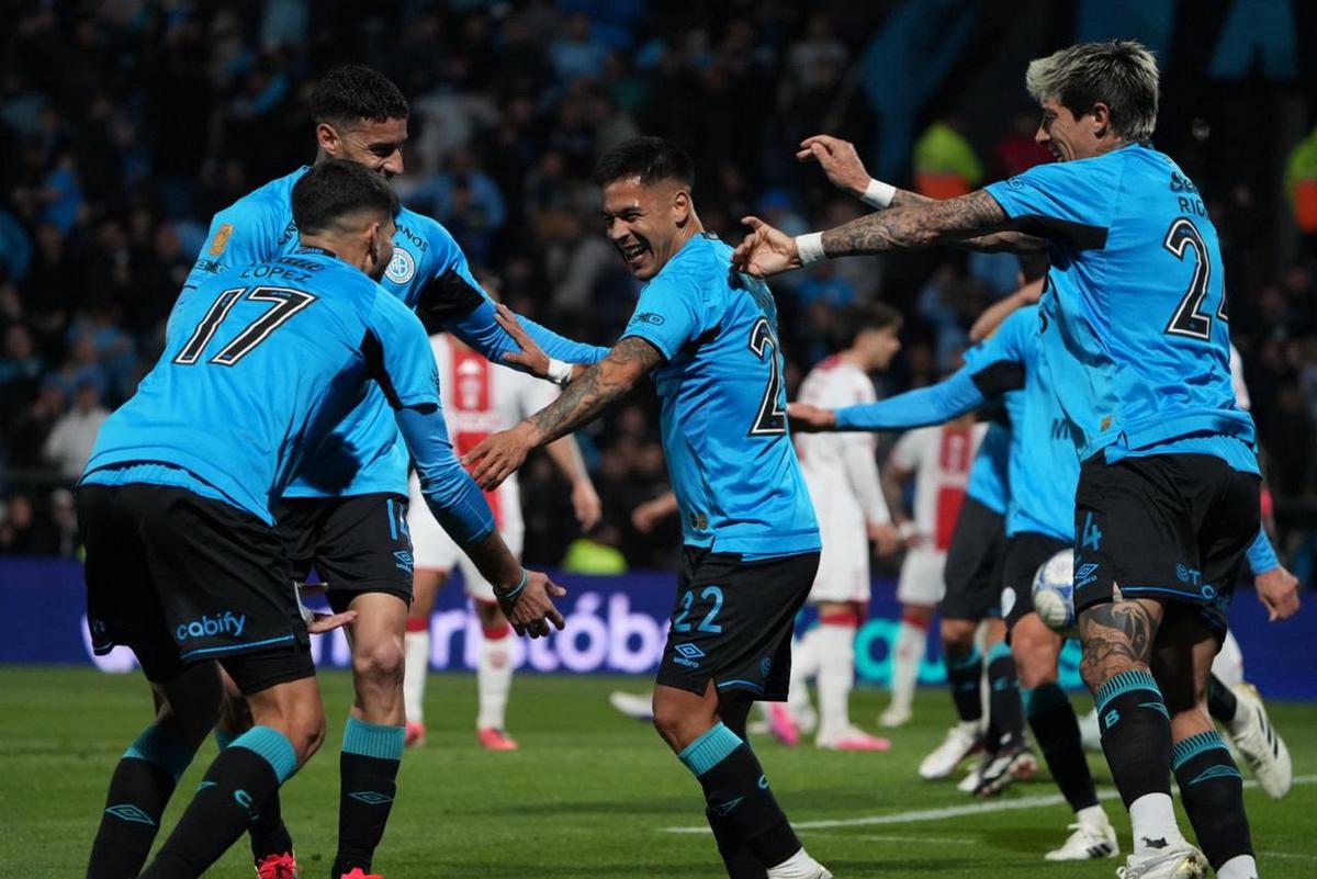 FOTO: Belgrano y Huracán en Alberdi. Foto: Daniel Cáceres.