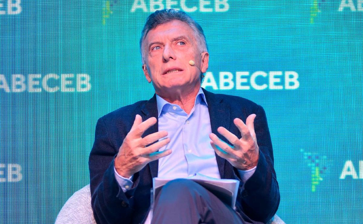 FOTO: Mauricio Macri durante su paso por el panel de ABECEB. (Foto: NA)