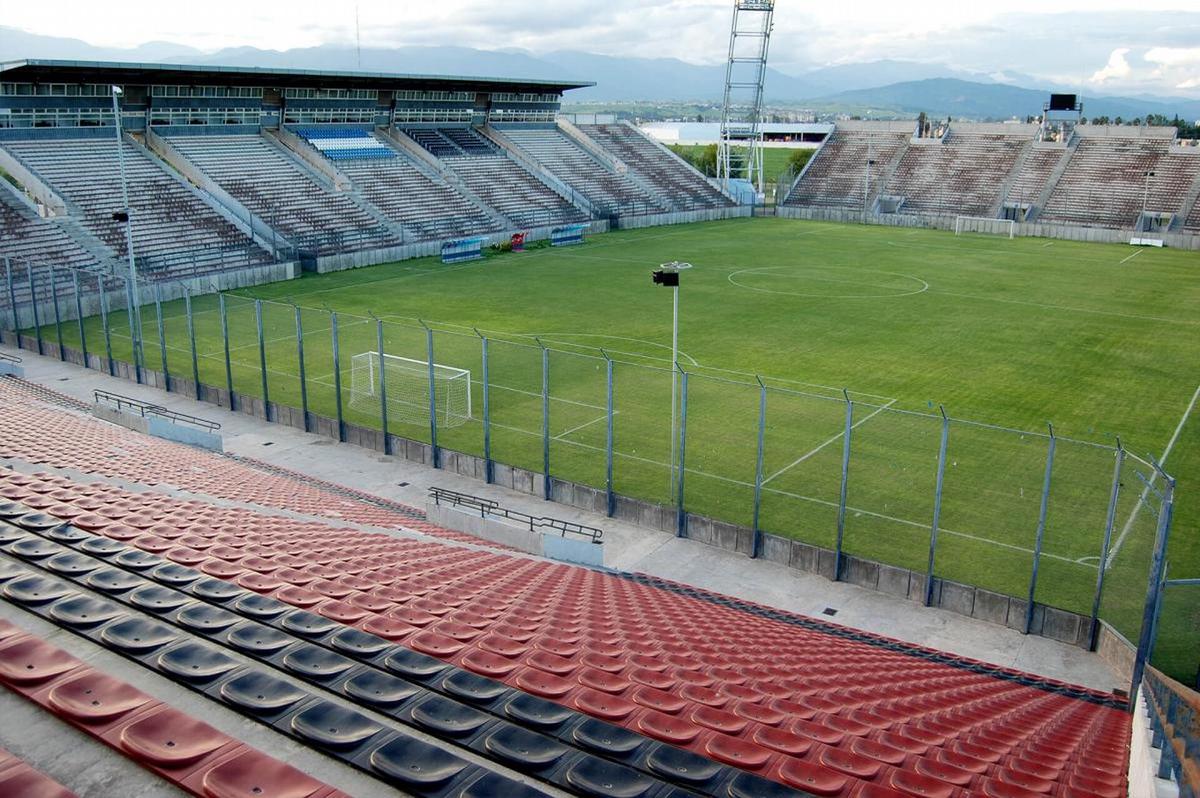 Joven trabajador cayó de un andamio en un evento de Halloween: permanece internado