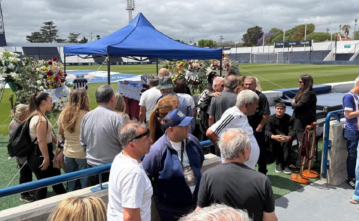 Último adiós a Daniel Willington (foto: Daniel Cáceres/Cadena 3)