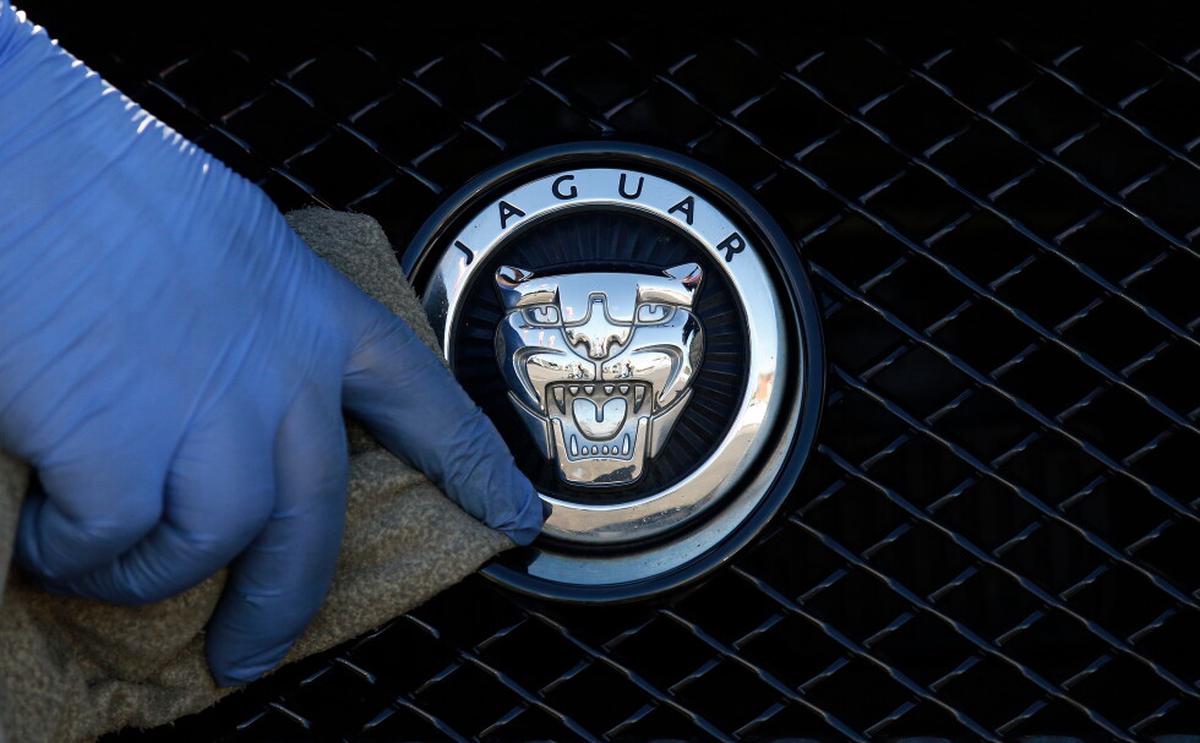 Jaguar Land Rover recortará 4.000 empleos para reducir costos y competir con autos de China