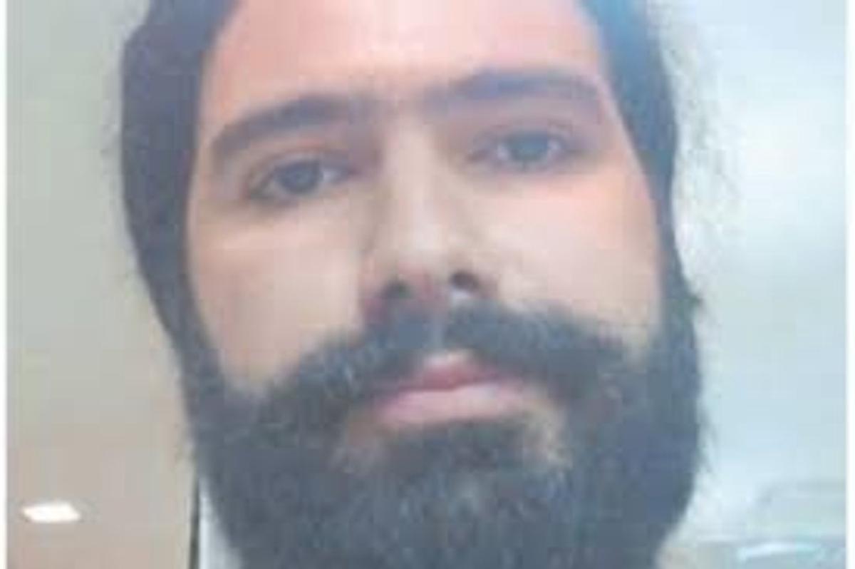 Condenan a un iraní por integrar red internacional de pasaportes falsos