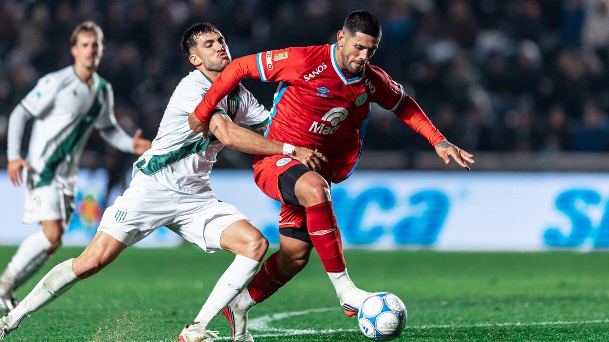 Lucas Passerini, en un tramo del partido ante