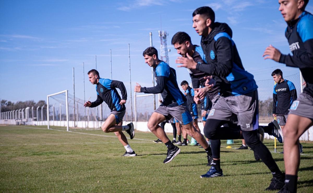 Estudiantes de Río Cuarto recibe a Tigre (Foto: @EstudiantesRio4).