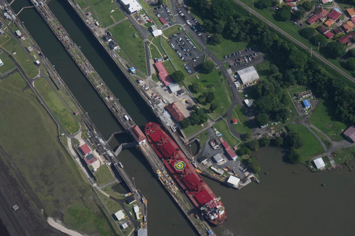 Restricciones en Canal de Panamá por el fenómeno El Niño aumentarán el costo de tránsito de buques