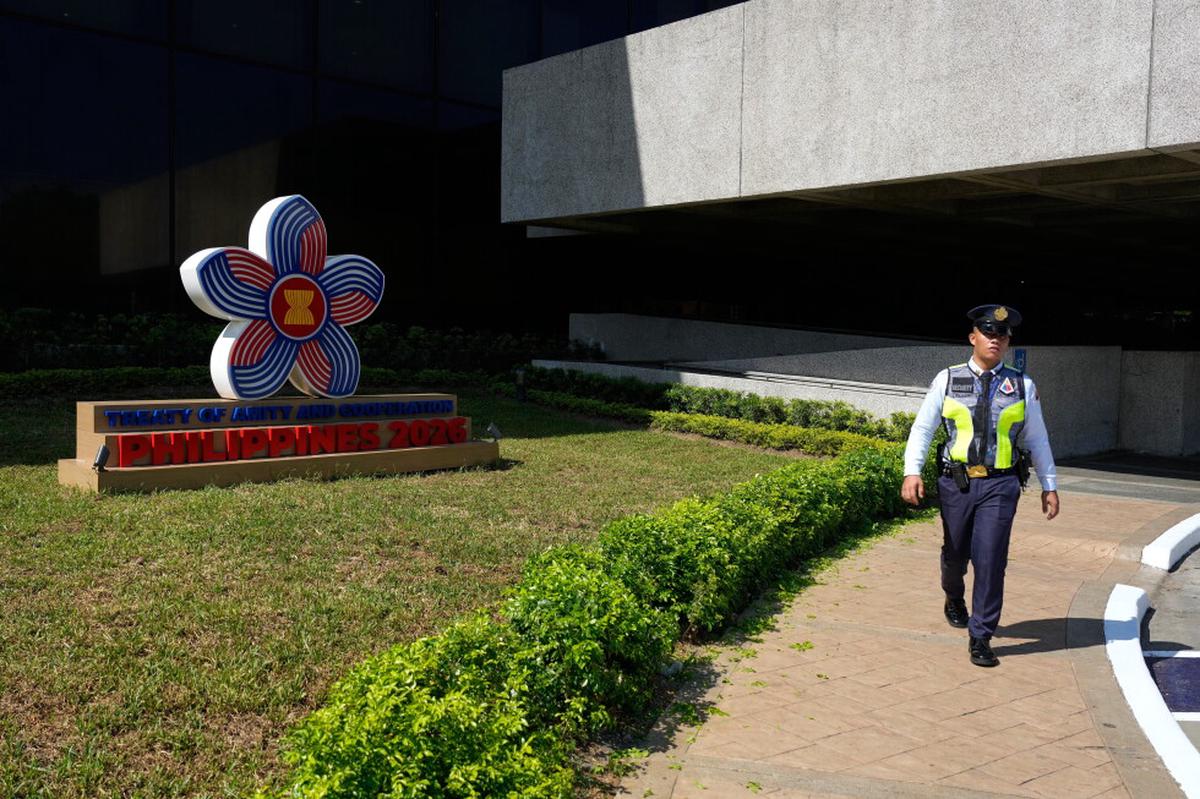 Ministros de la ASEAN pedirán abrir el estrecho de Ormuz en cumbre asiática en Filipinas