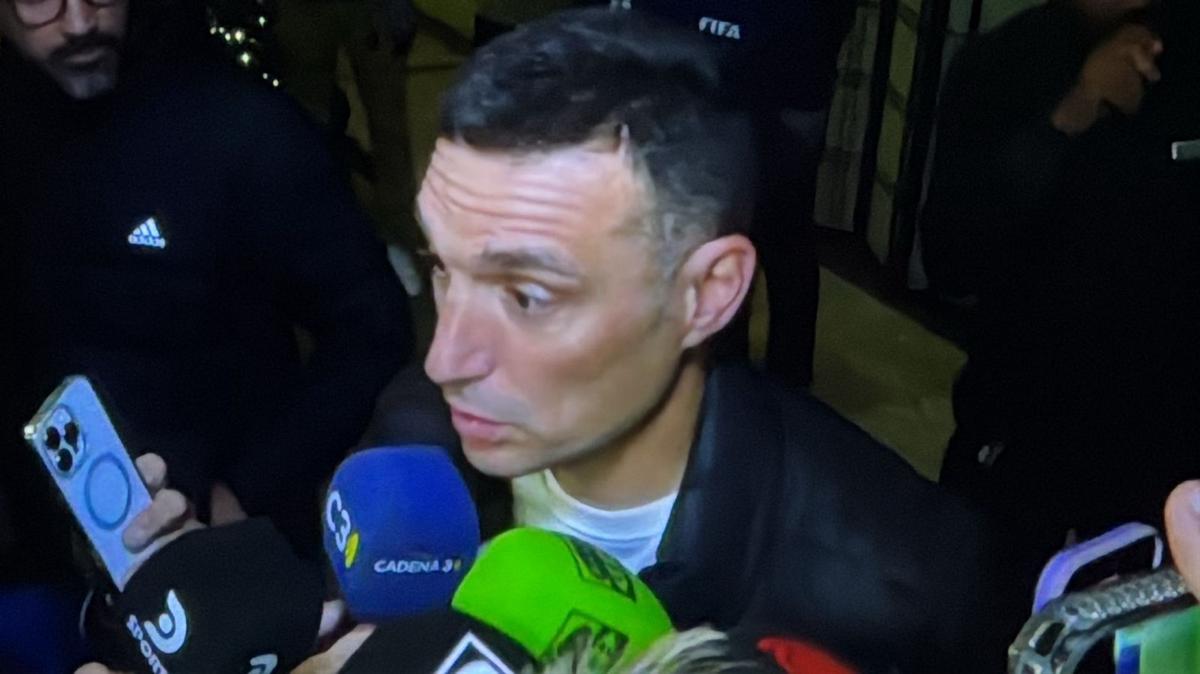 Lionel Scaloni, al arribar a Washington.
