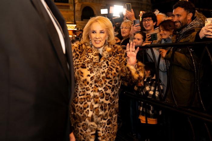 Mirtha Legrand y su divertida reacción sobre los besos en Secreto en la Montaña